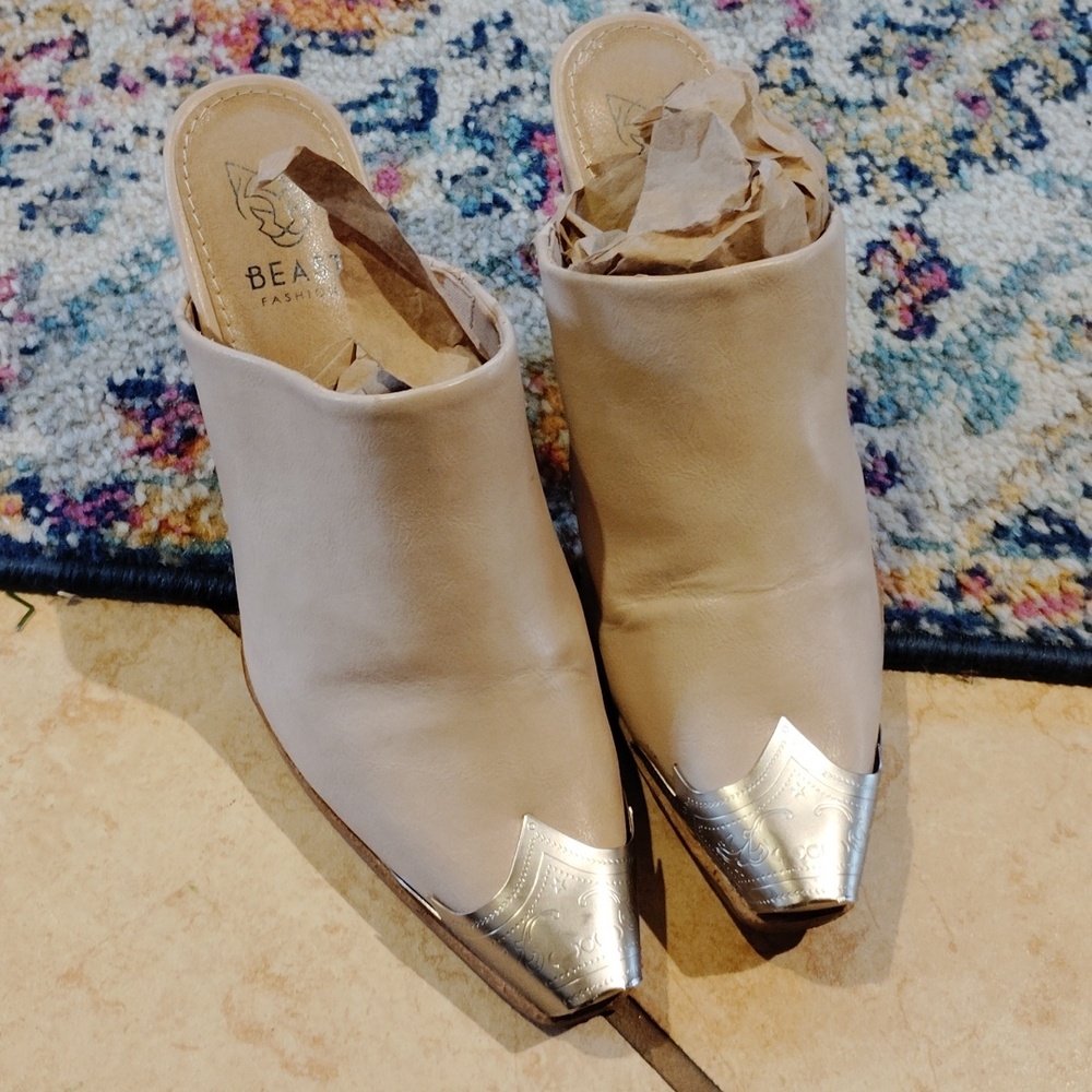 BEAST Dakota Cowgirl Mules 6.5 - Picture 14 of 14